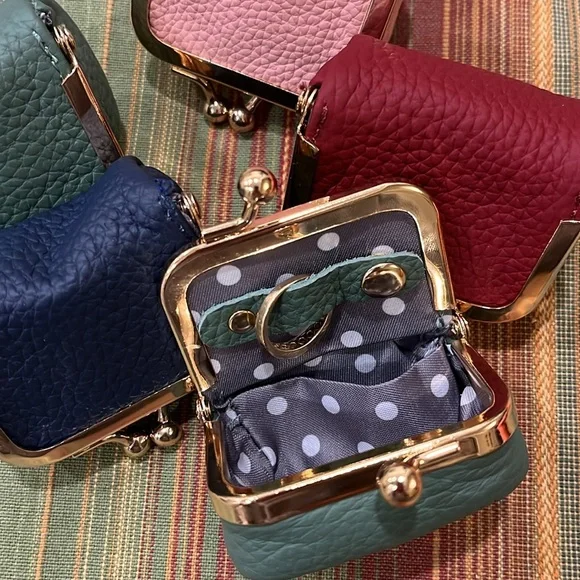 Mini Leather Jewelry Travel Organizer Kiss Lock Blue NWT - Picture 2 of 8